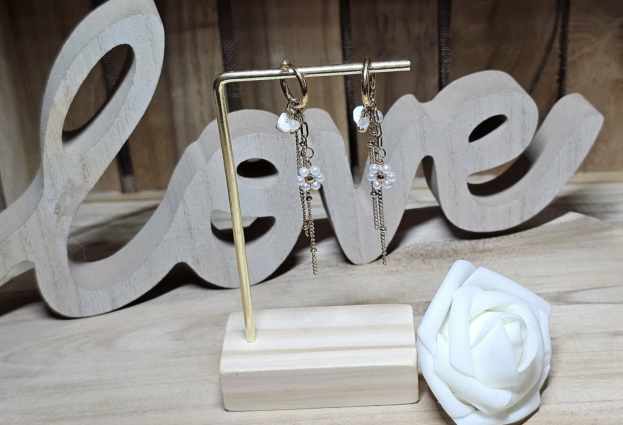 Boucles d'oreilles Fleur blanche