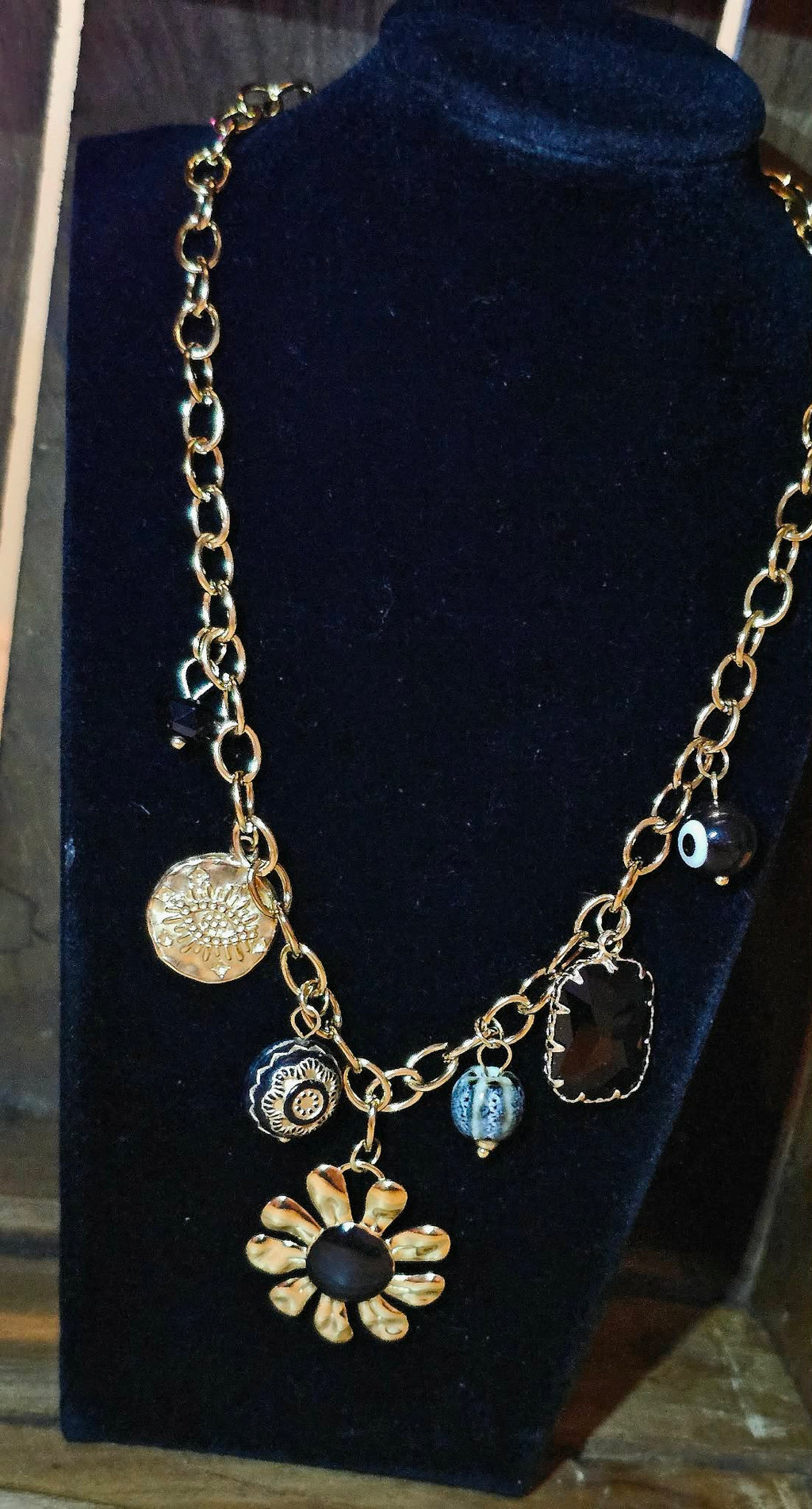 Collier - Mystique